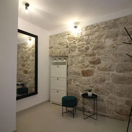 Apartment Ghetto Aparment Apartment Primosten