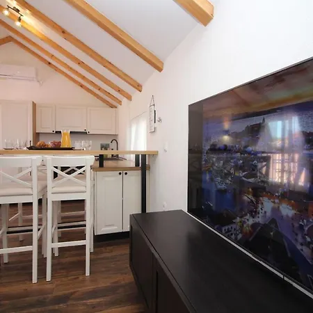 Apartment Ghetto Aparment Primosten