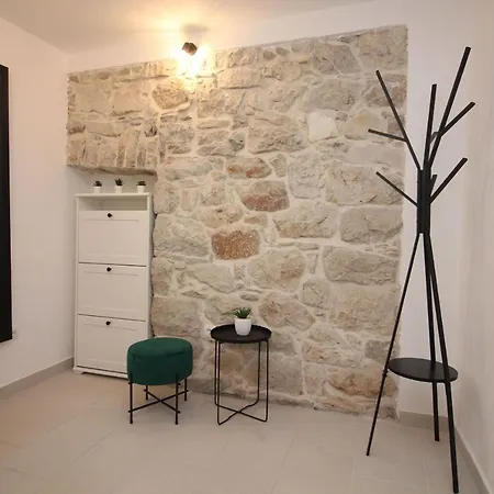 Apartment Apartment Ghetto Aparment Primosten